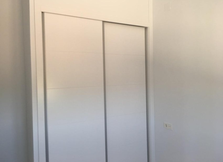 Obra nueva - Independiente / Villa -
Pinoso - Camino Del Prado