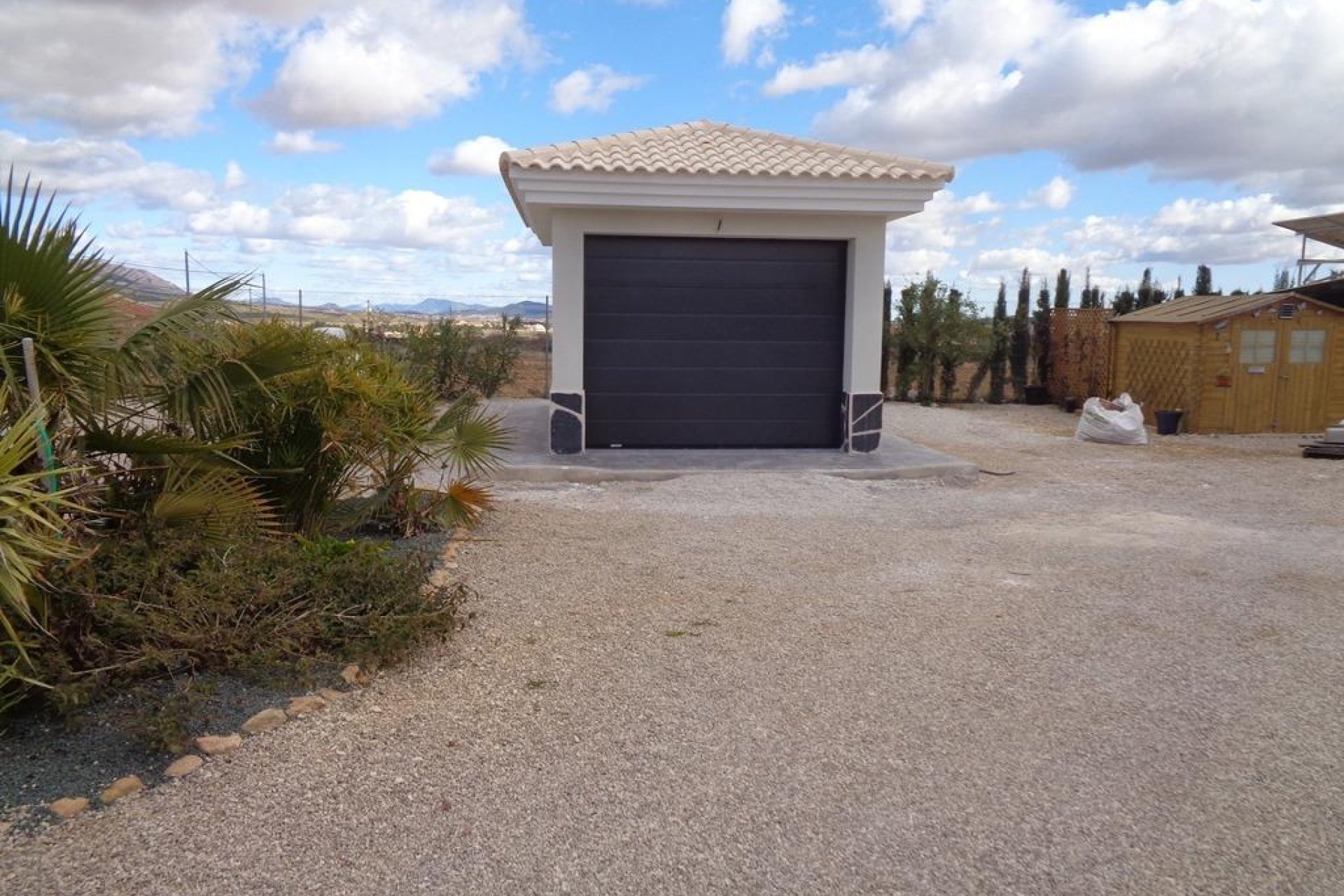 Obra nueva - Independiente / Villa -
Pinoso - Camino Del Prado