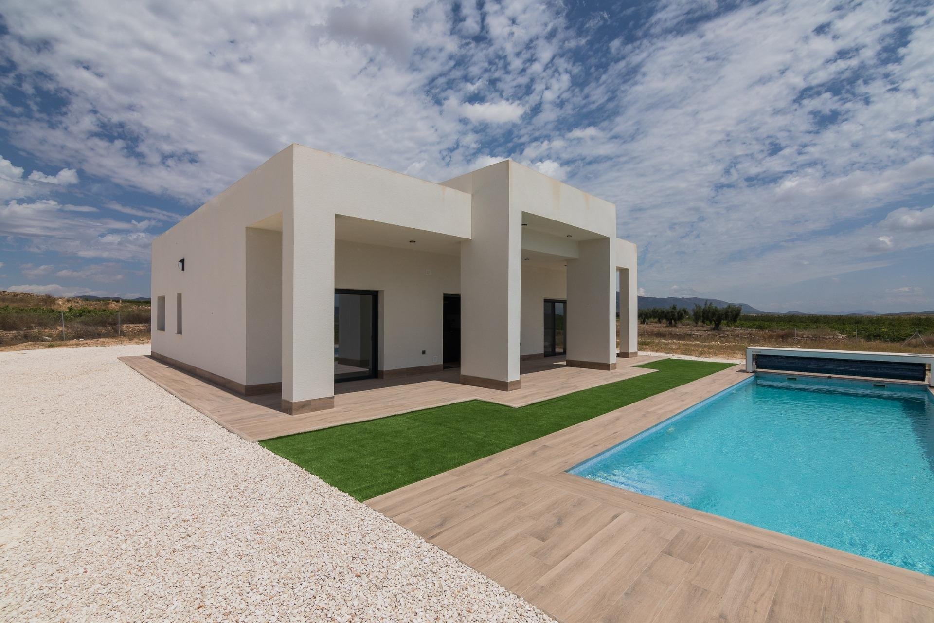 Obra nueva - Independiente / Villa -
Pinoso - Lel