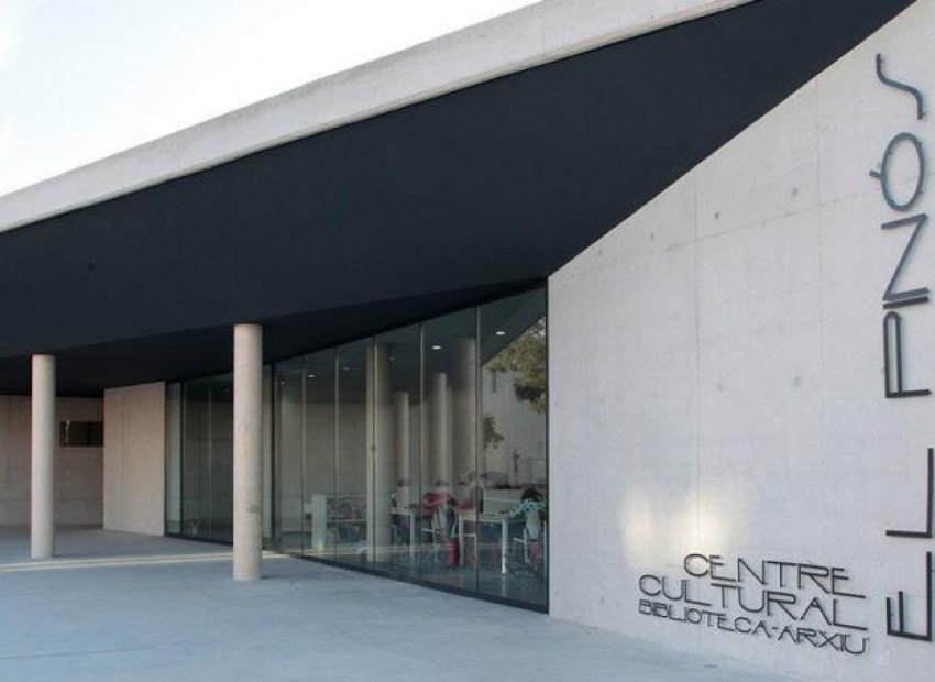 Obra nueva - Independiente / Villa -
Pinoso - Lel