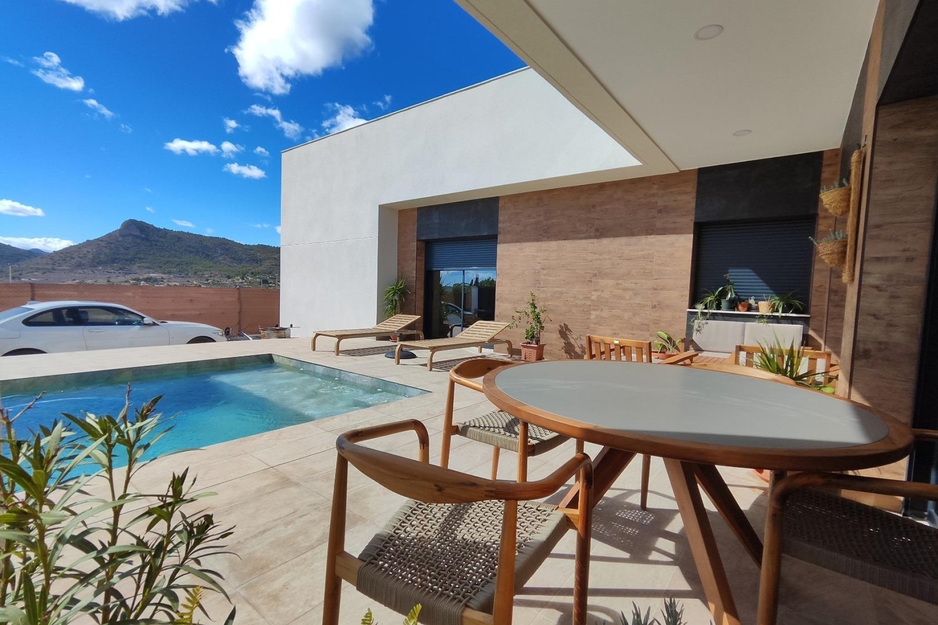 Obra nueva - Independiente / Villa -
Pinoso - Lel
