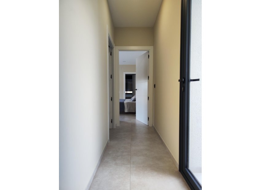 Obra nueva - Independiente / Villa -
Pinoso - Lel