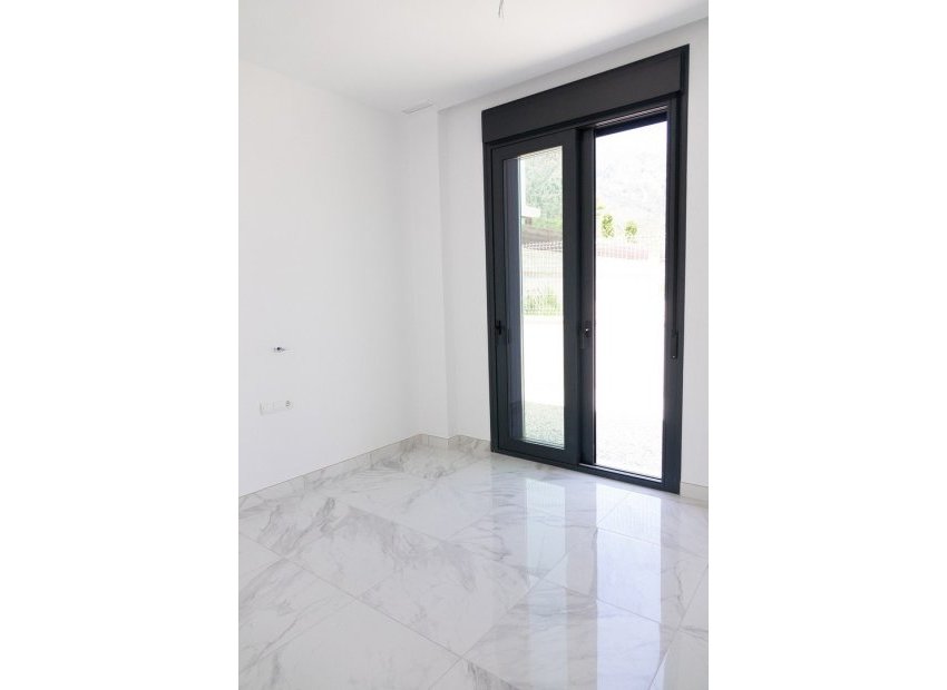 Obra nueva - Independiente / Villa -
Polop - La Alberca