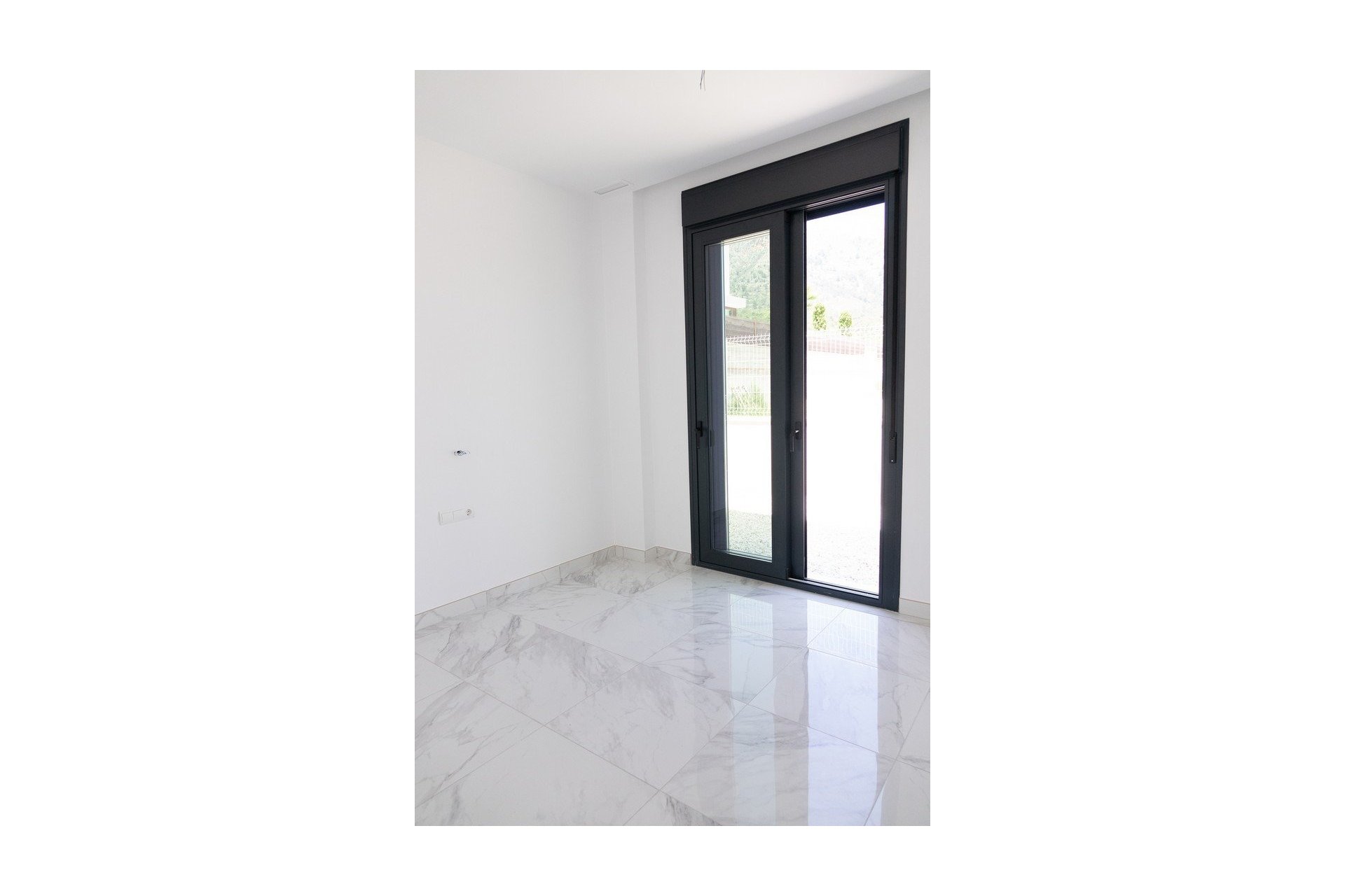 Obra nueva - Independiente / Villa -
Polop - La Alberca