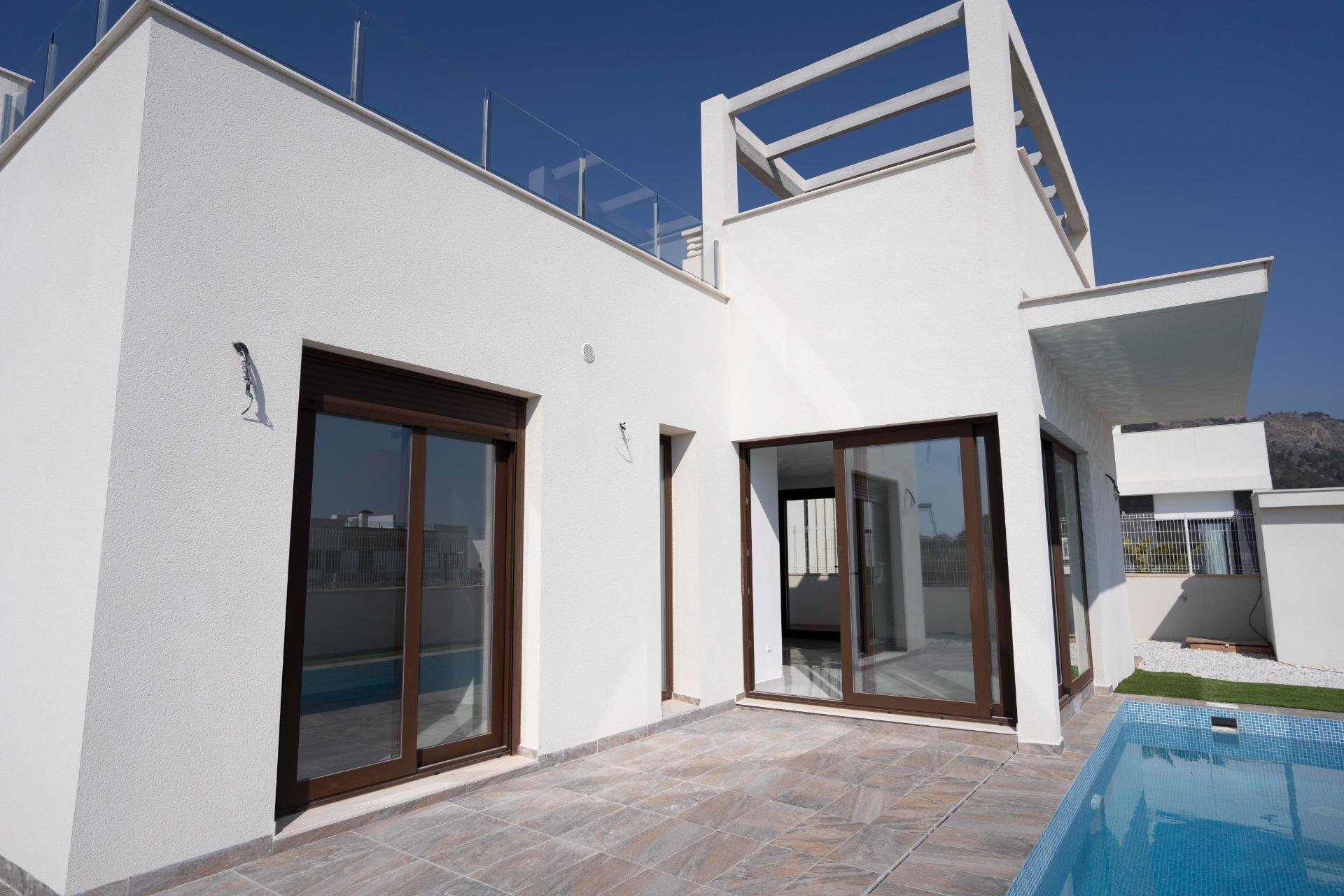 Obra nueva - Independiente / Villa -
Polop - La Alberca