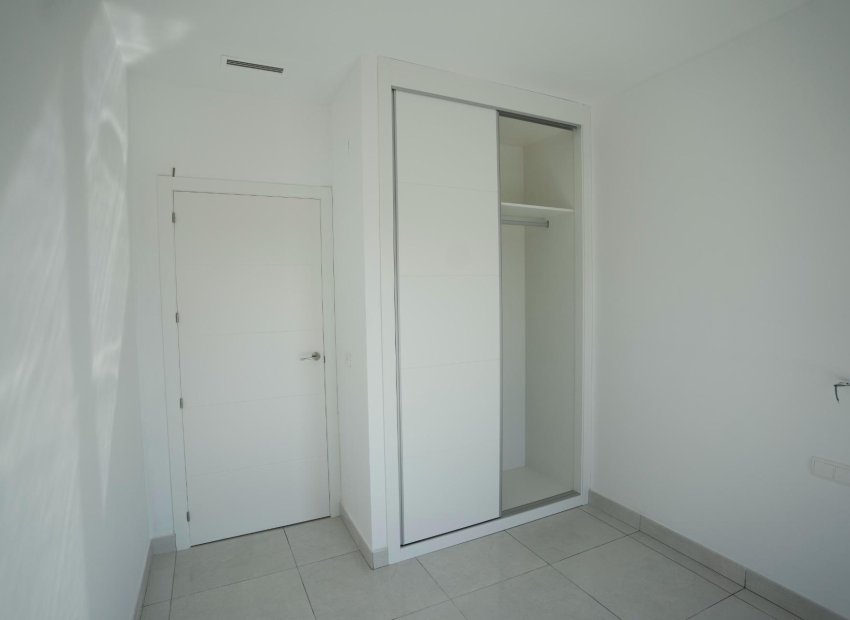 Obra nueva - Independiente / Villa -
Polop - La Alberca