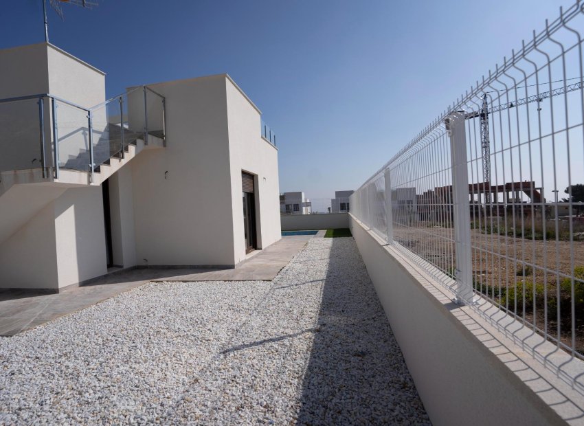 Obra nueva - Independiente / Villa -
Polop - La Alberca