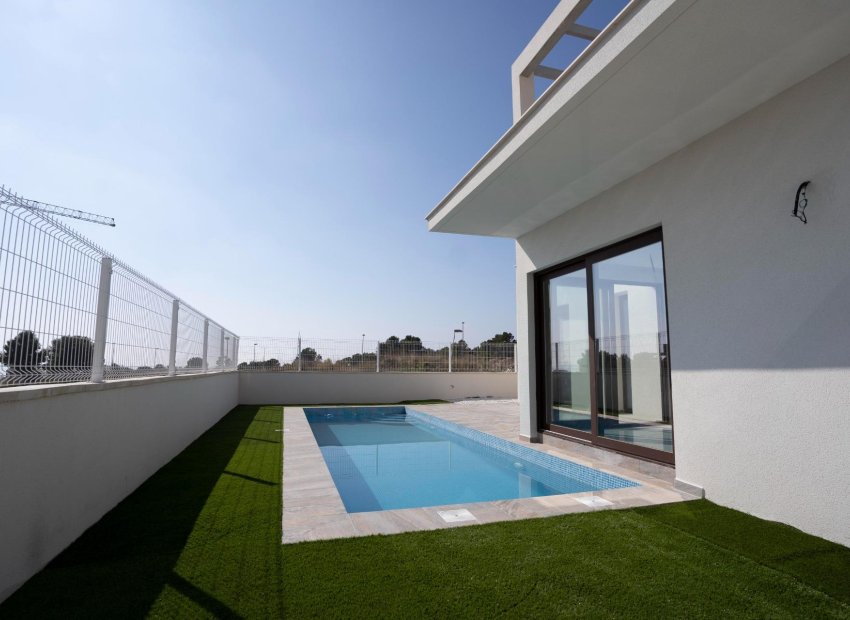 Obra nueva - Independiente / Villa -
Polop - La Alberca