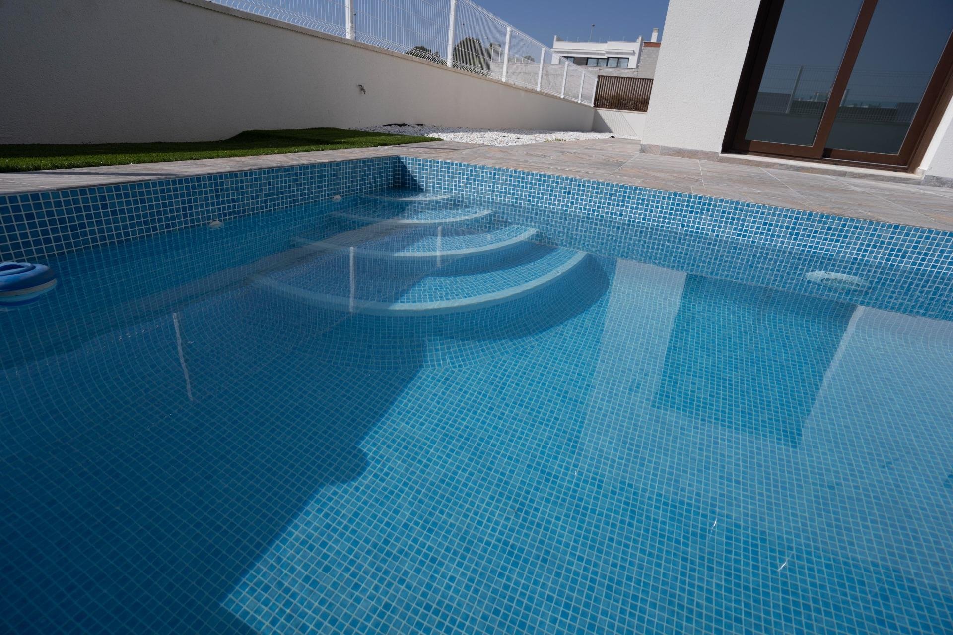 Obra nueva - Independiente / Villa -
Polop - La Alberca