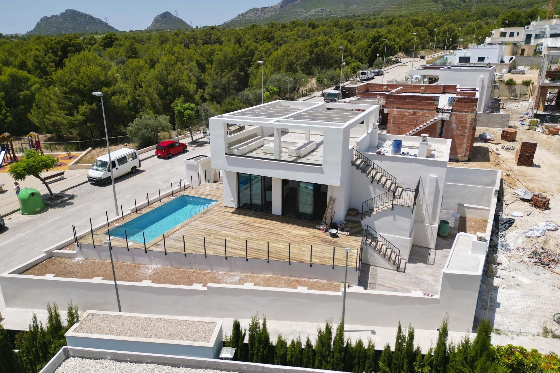 Obra nueva - Independiente / Villa -
Polop - La Alberca