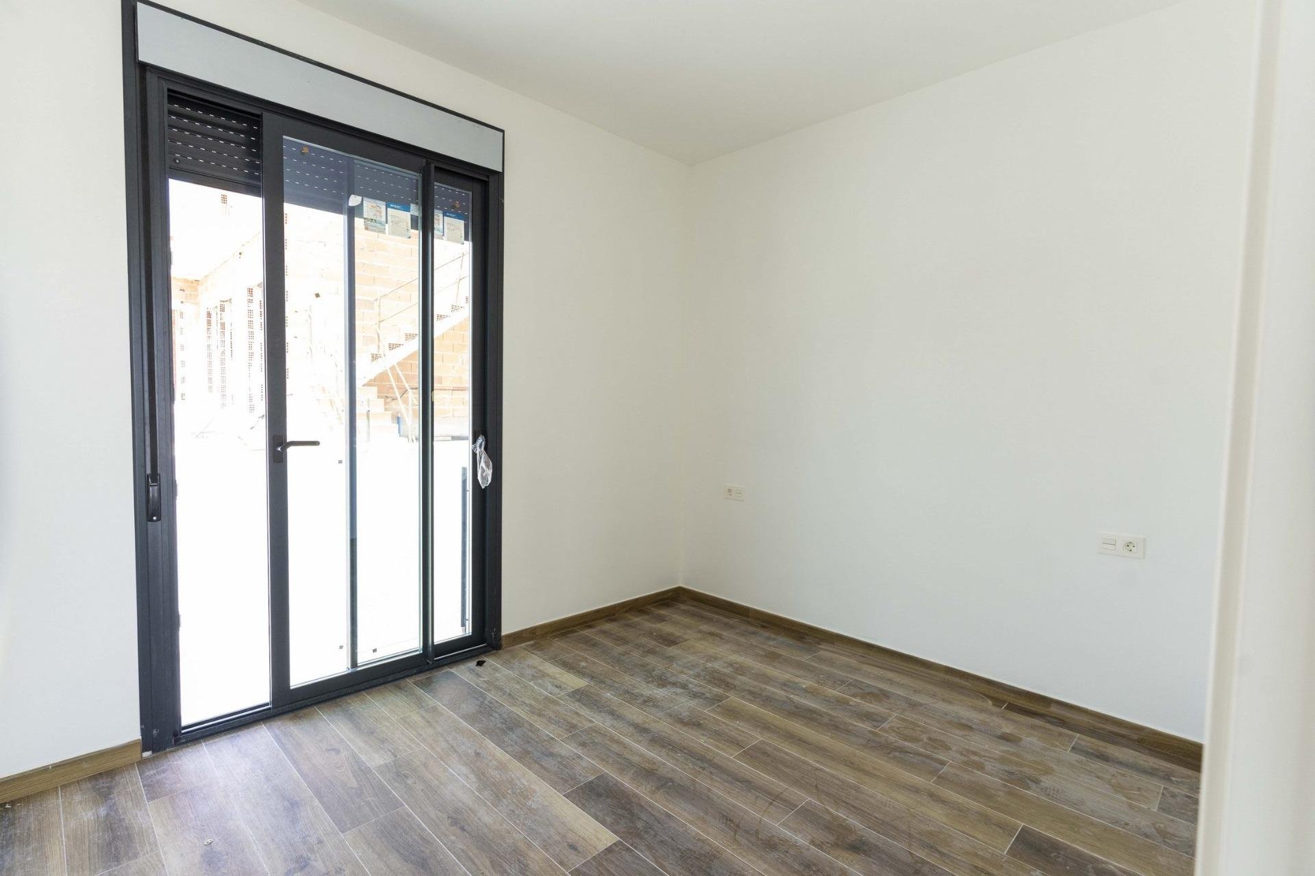 Obra nueva - Independiente / Villa -
Polop - La Alberca