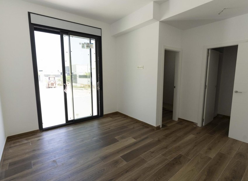 Obra nueva - Independiente / Villa -
Polop - La Alberca