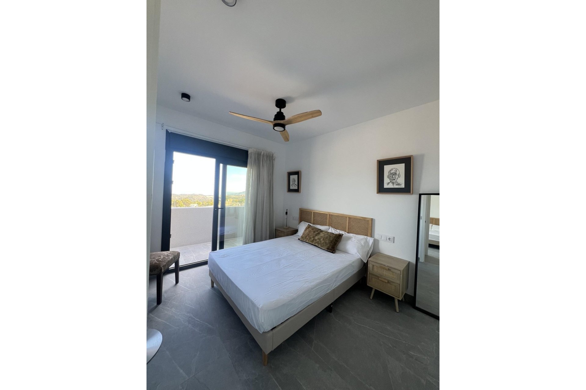 Obra nueva - Independiente / Villa -
Polop - PAU1