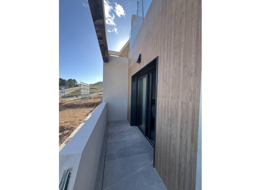 Obra nueva - Independiente / Villa -
Polop - PAU1