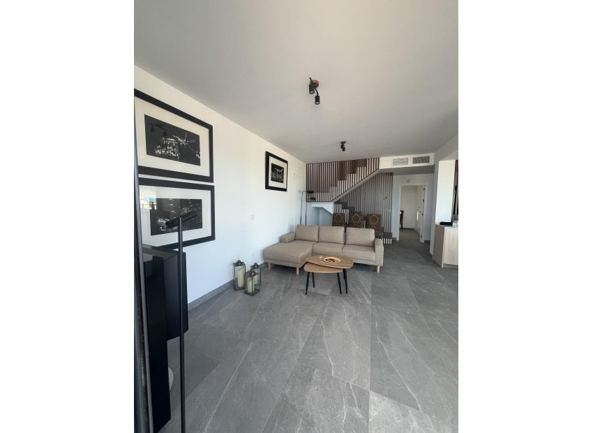 Obra nueva - Independiente / Villa -
Polop - PAU1