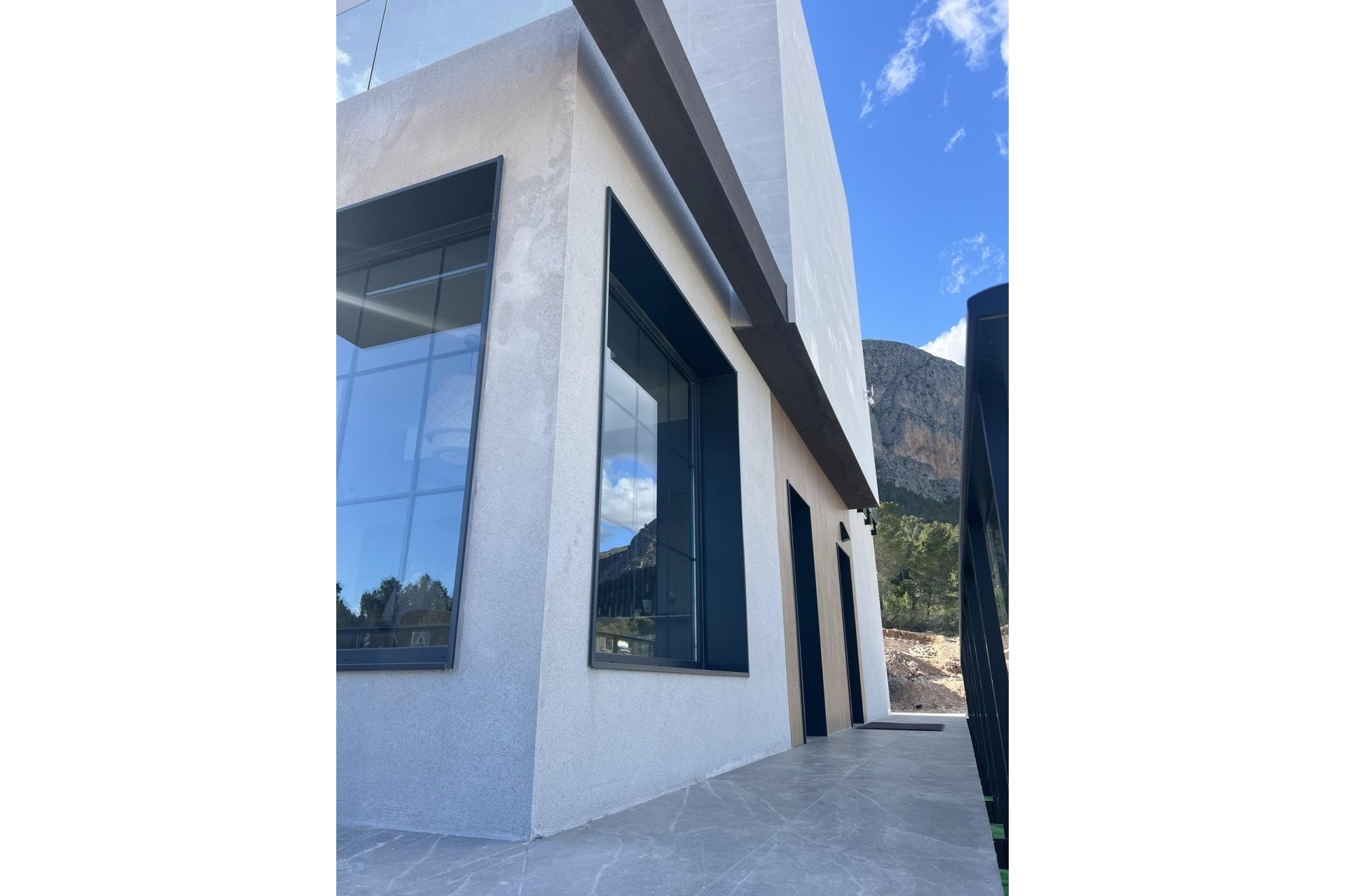 Obra nueva - Independiente / Villa -
Polop - PAU1