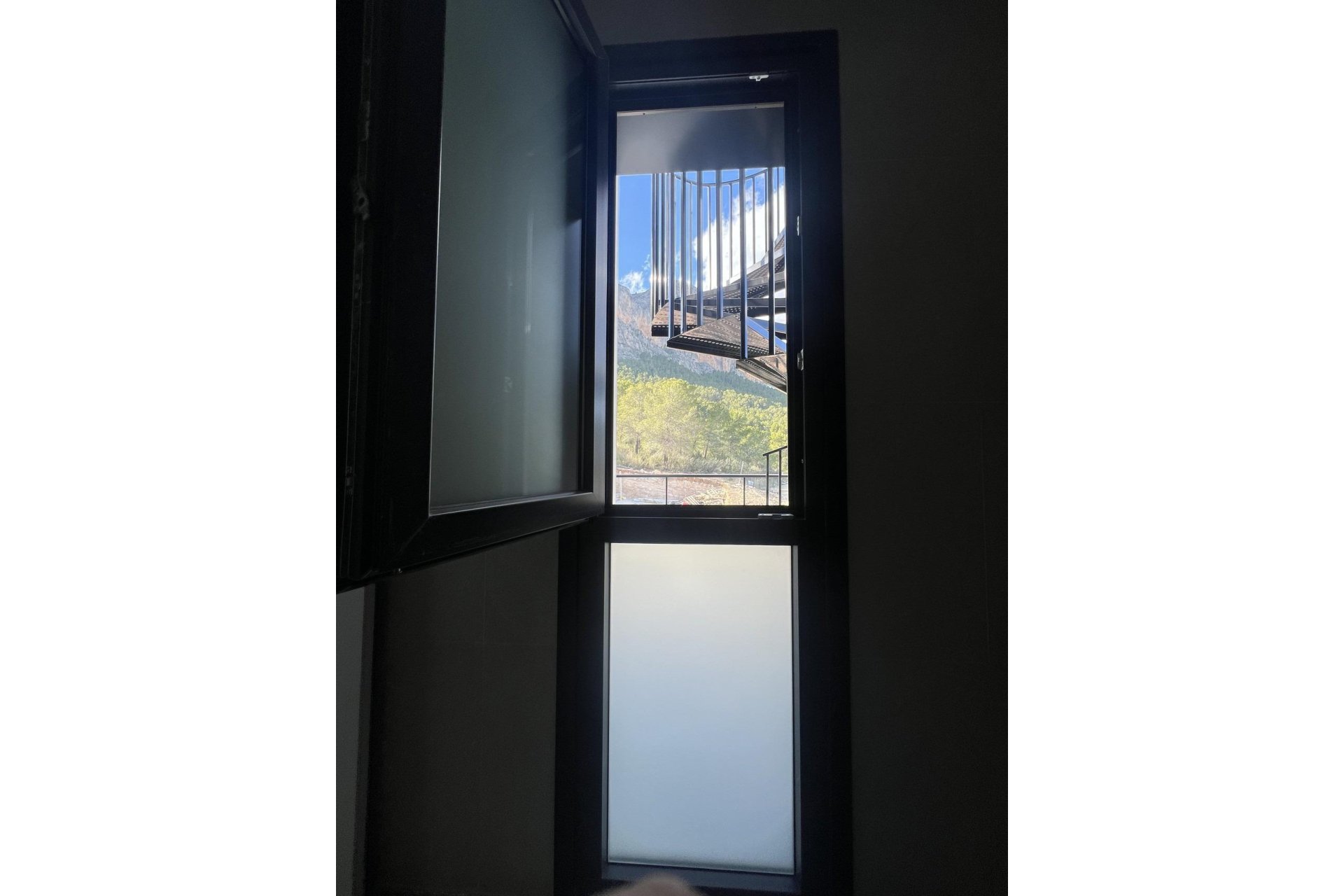 Obra nueva - Independiente / Villa -
Polop - PAU1