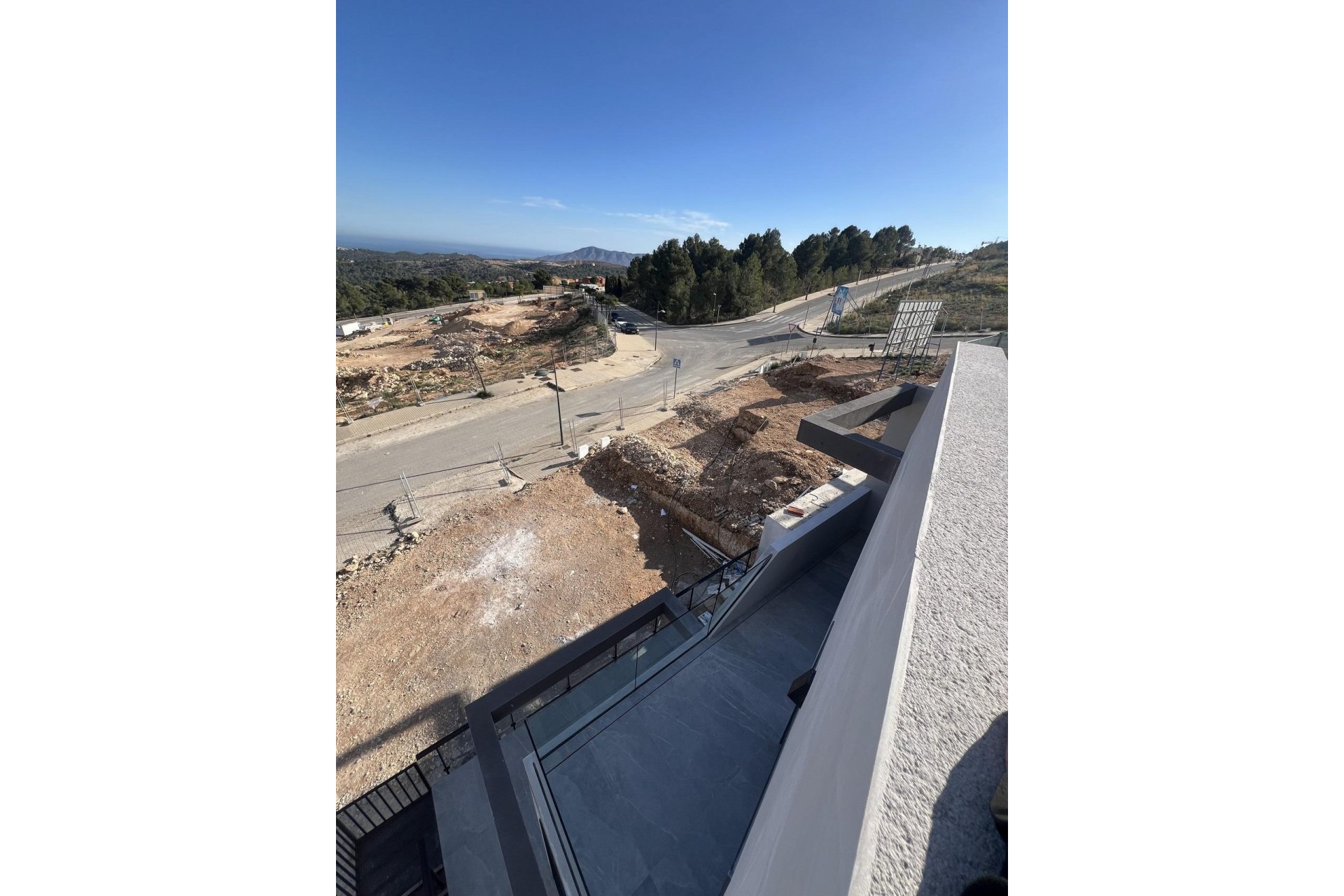 Obra nueva - Independiente / Villa -
Polop - PAU1