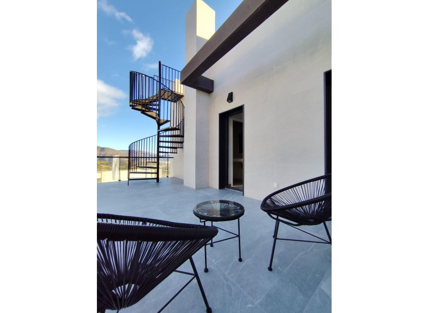 Obra nueva - Independiente / Villa -
Polop - PAU1