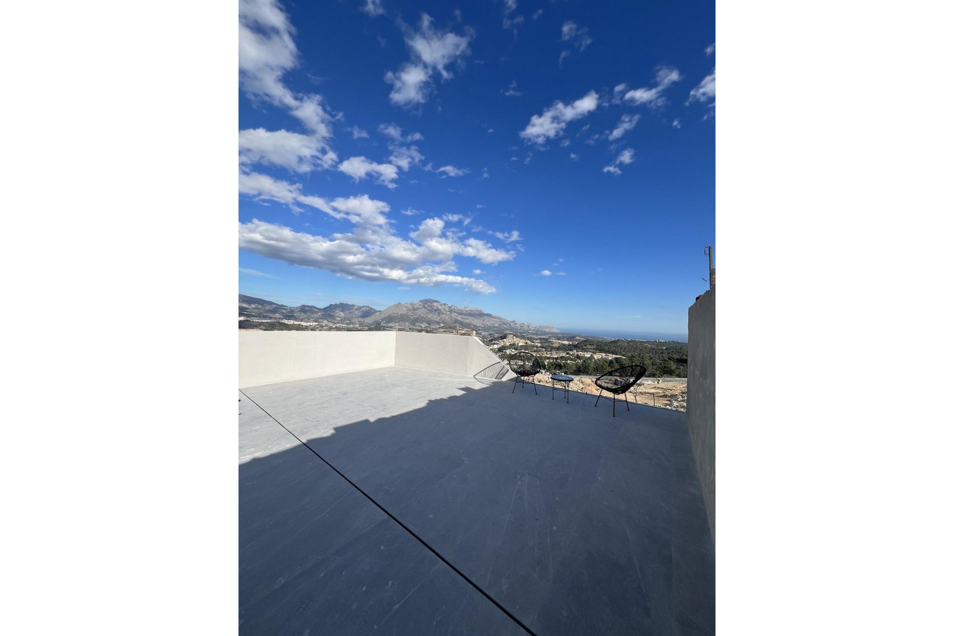 Obra nueva - Independiente / Villa -
Polop - PAU1