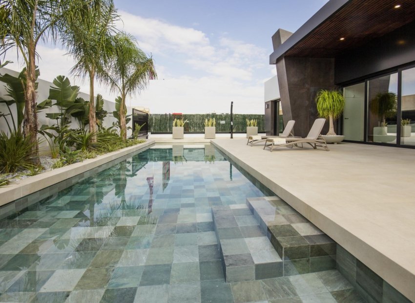 Obra nueva - Independiente / Villa -
Rojales - Ciudad Quesada