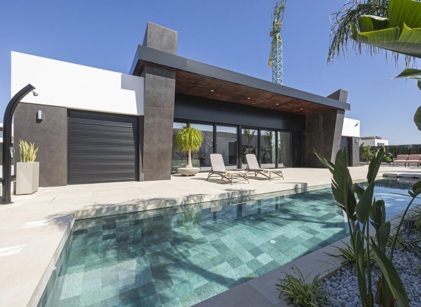 Obra nueva - Independiente / Villa -
Rojales - Ciudad Quesada