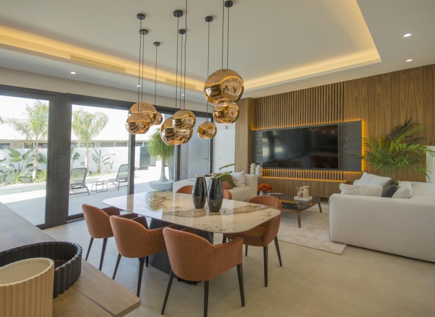 Obra nueva - Independiente / Villa -
Rojales - Ciudad Quesada