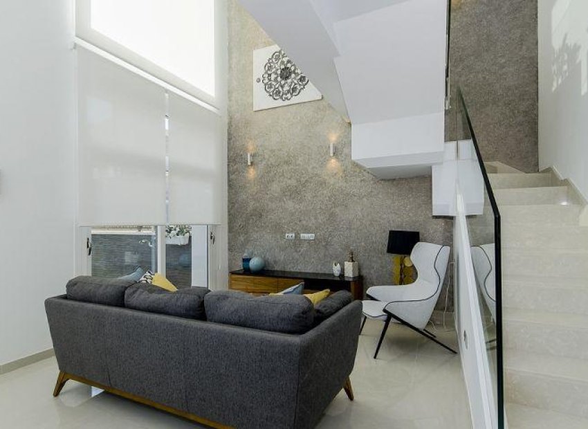 Obra nueva - Independiente / Villa -
Rojales - Ciudad Quesada
