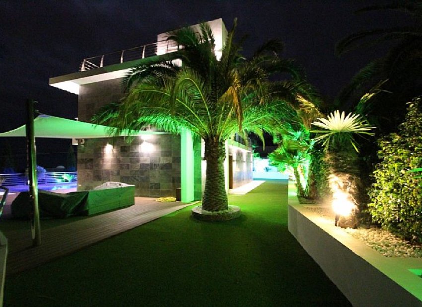 Obra nueva - Independiente / Villa -
San Bernardo