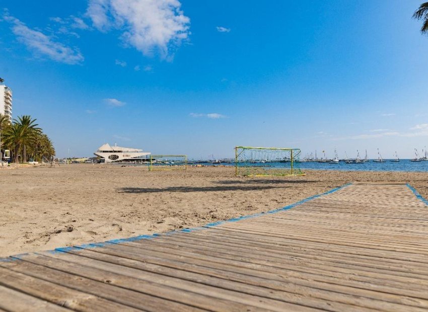 Obra nueva - Independiente / Villa -
San Javier - Santiago De La Ribera