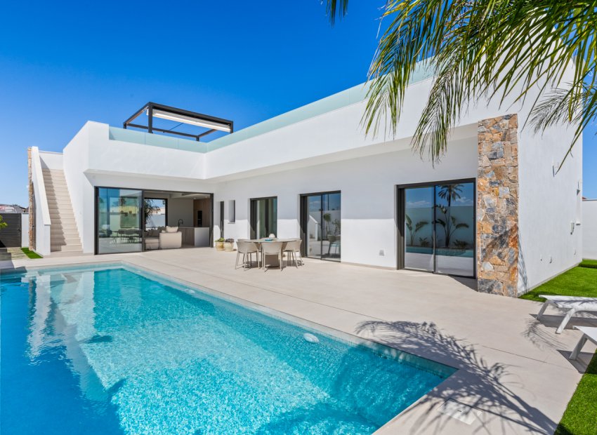 Obra nueva - Independiente / Villa -
San Javier