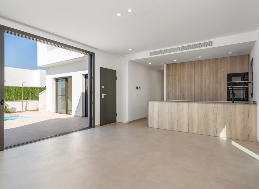 Obra nueva - Independiente / Villa -
San Javier