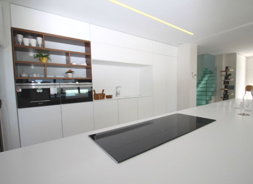 Obra nueva - Independiente / Villa -
San Miguel de Salinas