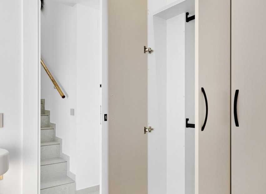 Obra nueva - Independiente / Villa -
San Miguel de Salinas