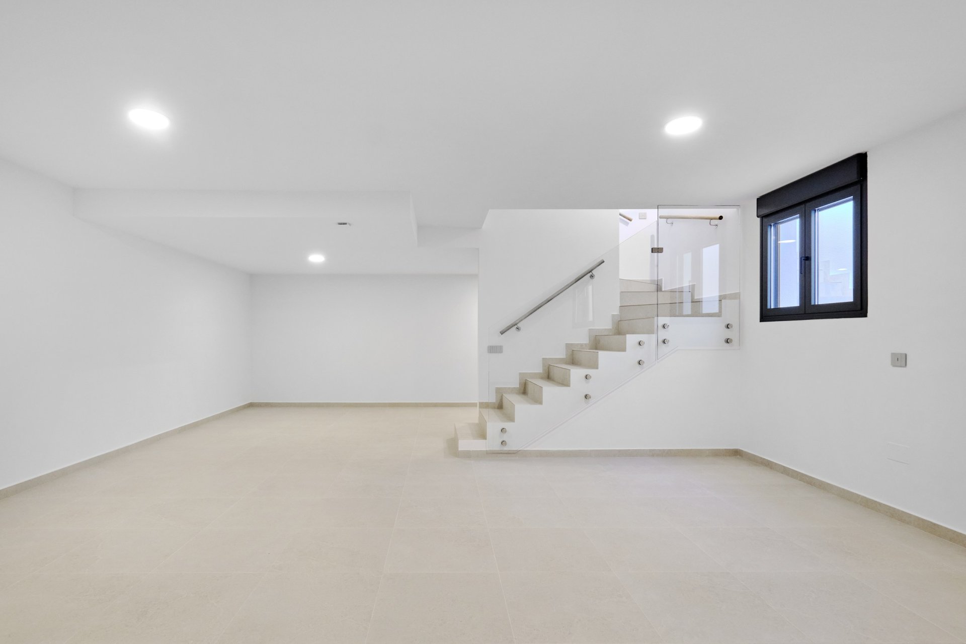 Obra nueva - Independiente / Villa -
San Miguel de Salinas