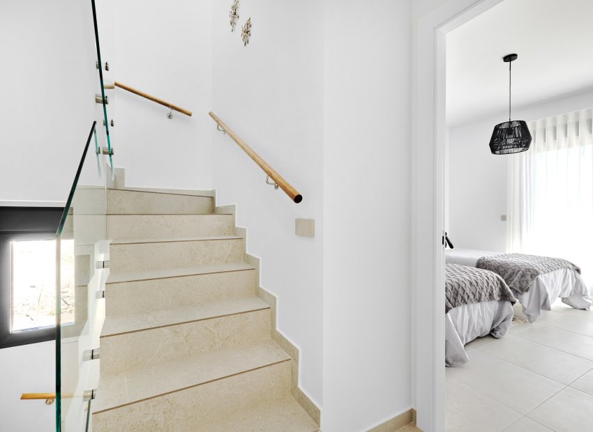 Obra nueva - Independiente / Villa -
San Miguel de Salinas