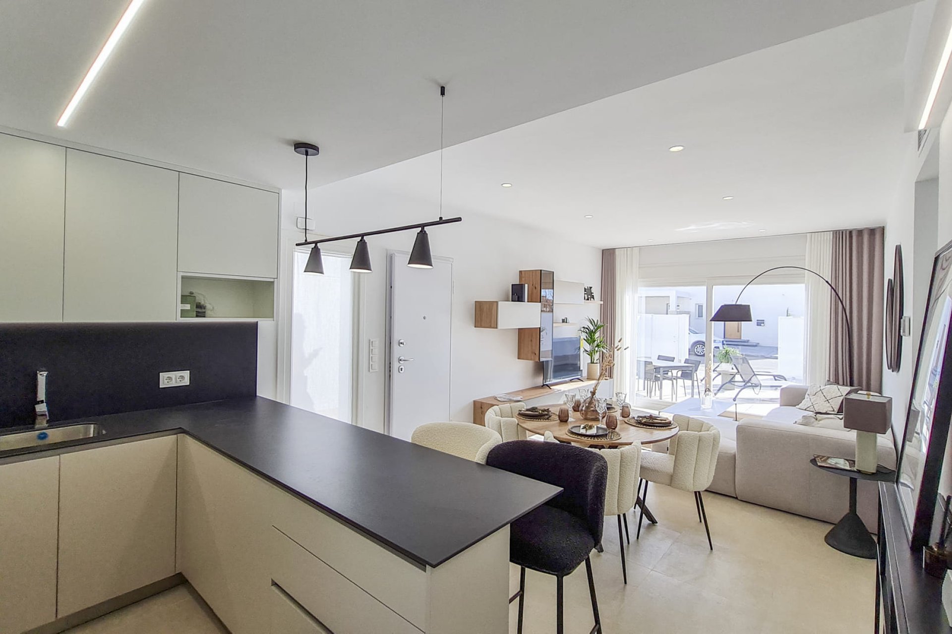 Obra nueva - Independiente / Villa -
San Pedro del Pinatar - San Pedro Del Pinatar