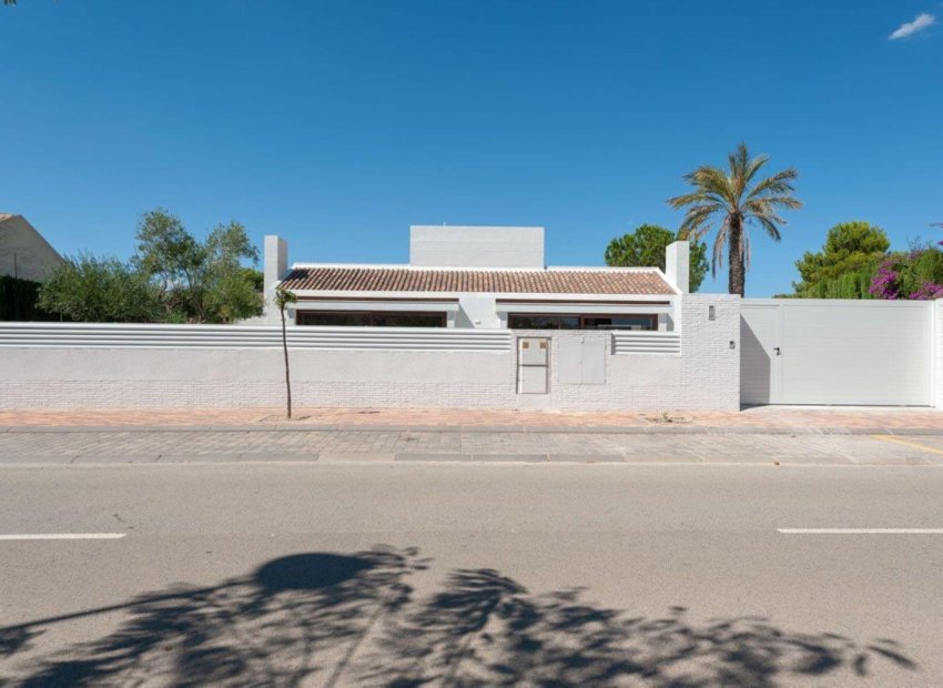 Obra nueva - Independiente / Villa -
Sucina - Peraleja Golf