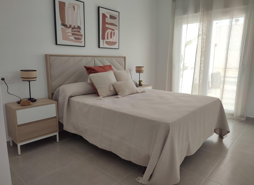 Obra nueva - Independiente / Villa -
Torre Pacheco - Balsicas