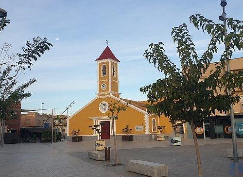 Obra nueva - Independiente / Villa -
Torre Pacheco - Roldán