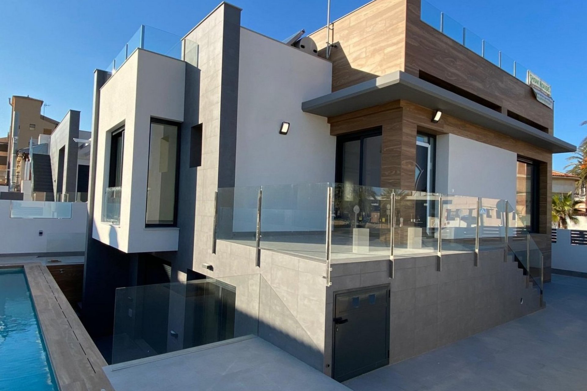 Obra nueva - Independiente / Villa -
Torrevieja - La Mata