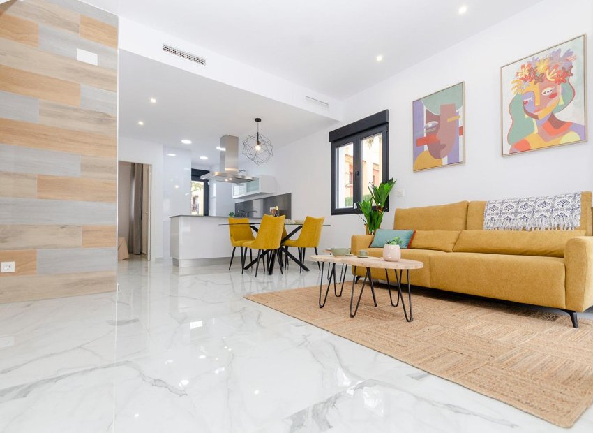 Obra nueva - Independiente / Villa -
Torrevieja - Torretas