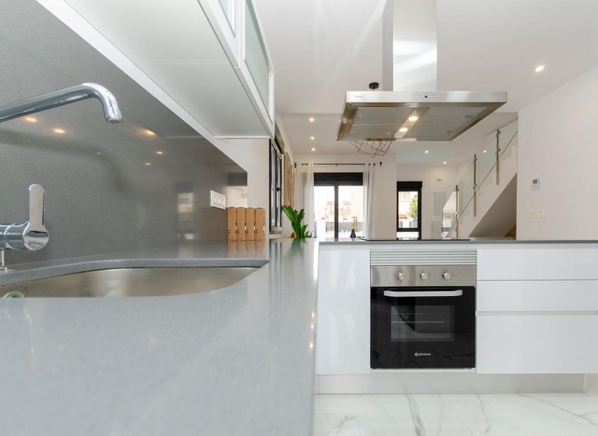 Obra nueva - Independiente / Villa -
Torrevieja - Torretas