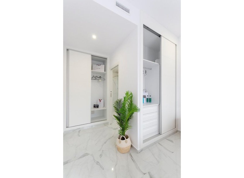 Obra nueva - Independiente / Villa -
Torrevieja - Torretas