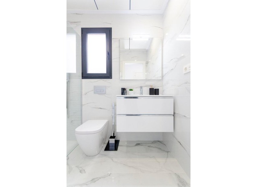 Obra nueva - Independiente / Villa -
Torrevieja - Torretas