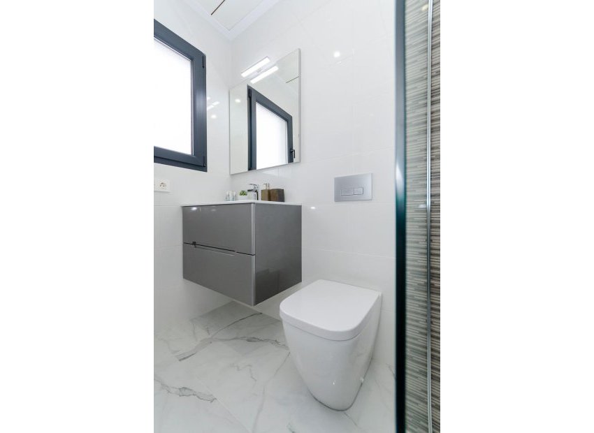 Obra nueva - Independiente / Villa -
Torrevieja - Torretas