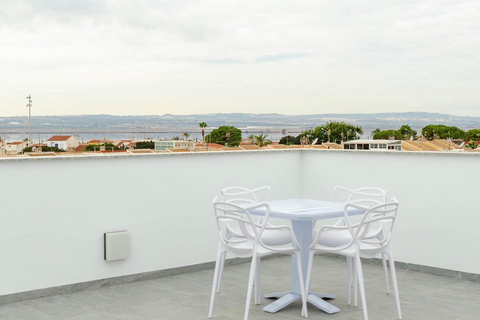Obra nueva - Independiente / Villa -
Torrevieja - Torretas