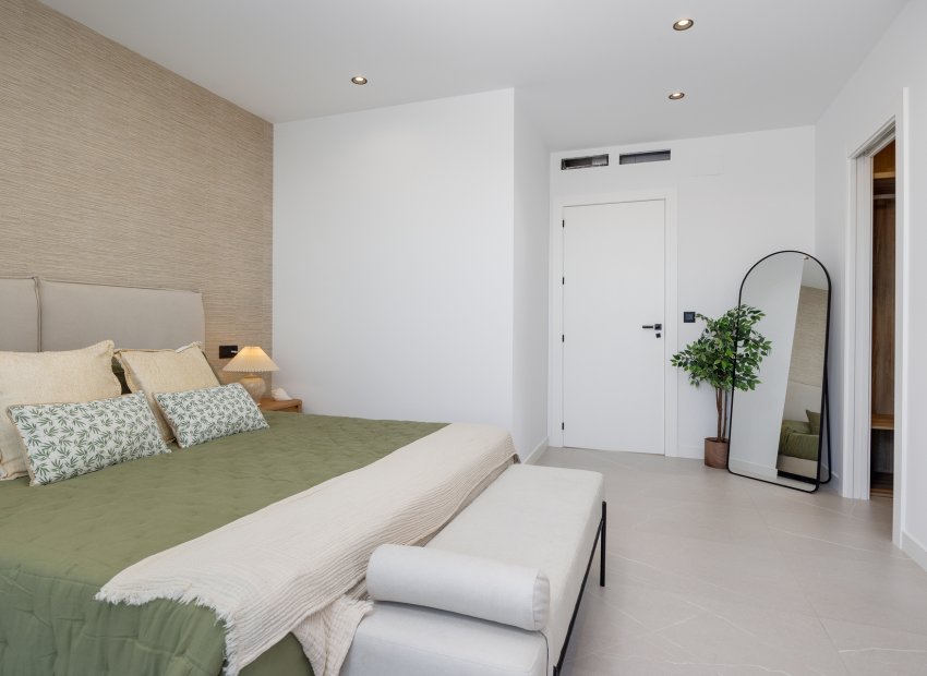 Obra nueva - Independiente / Villa -
Torrevieja