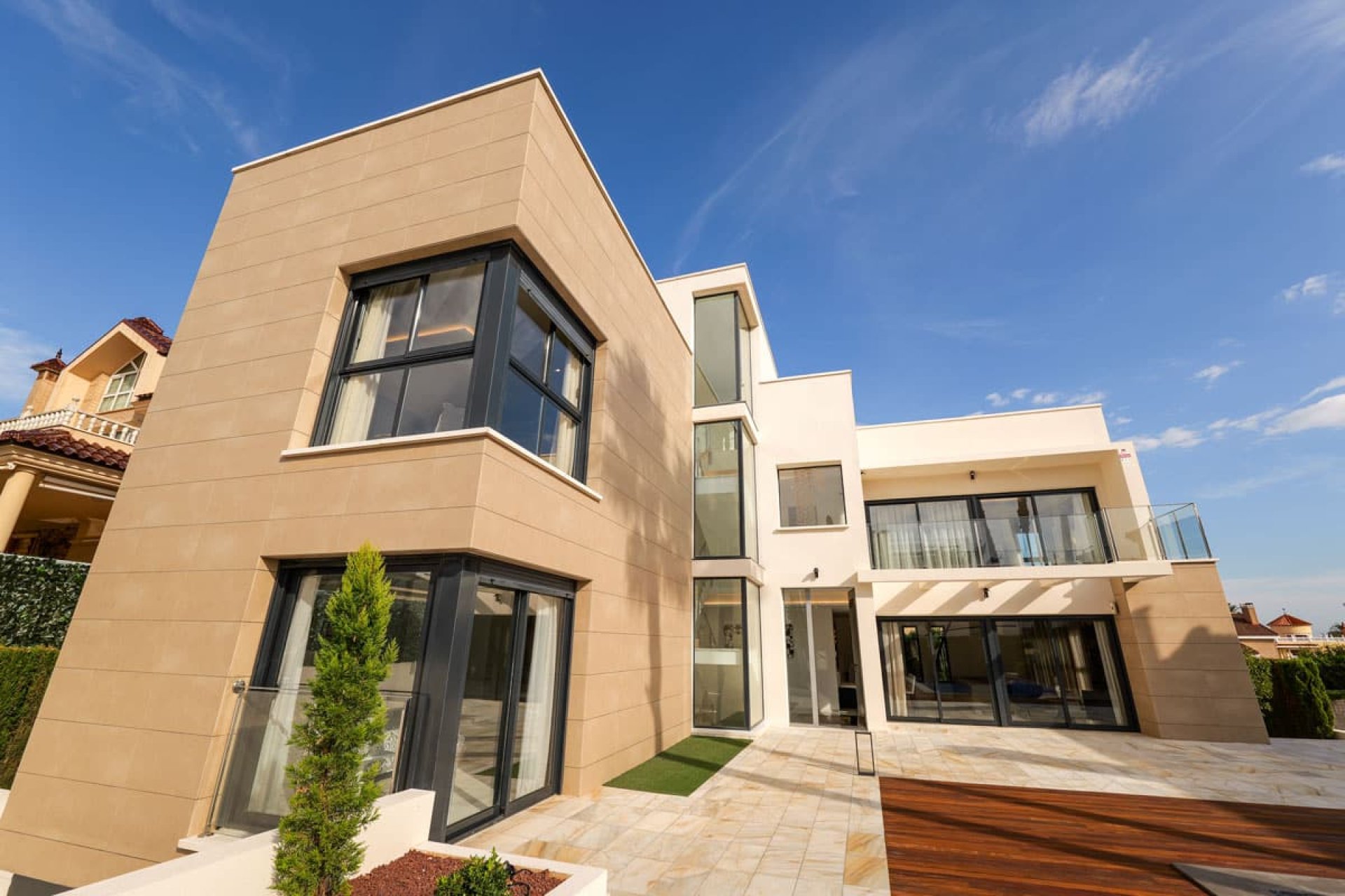 Obra nueva - Independiente / Villa -
Torrevieja