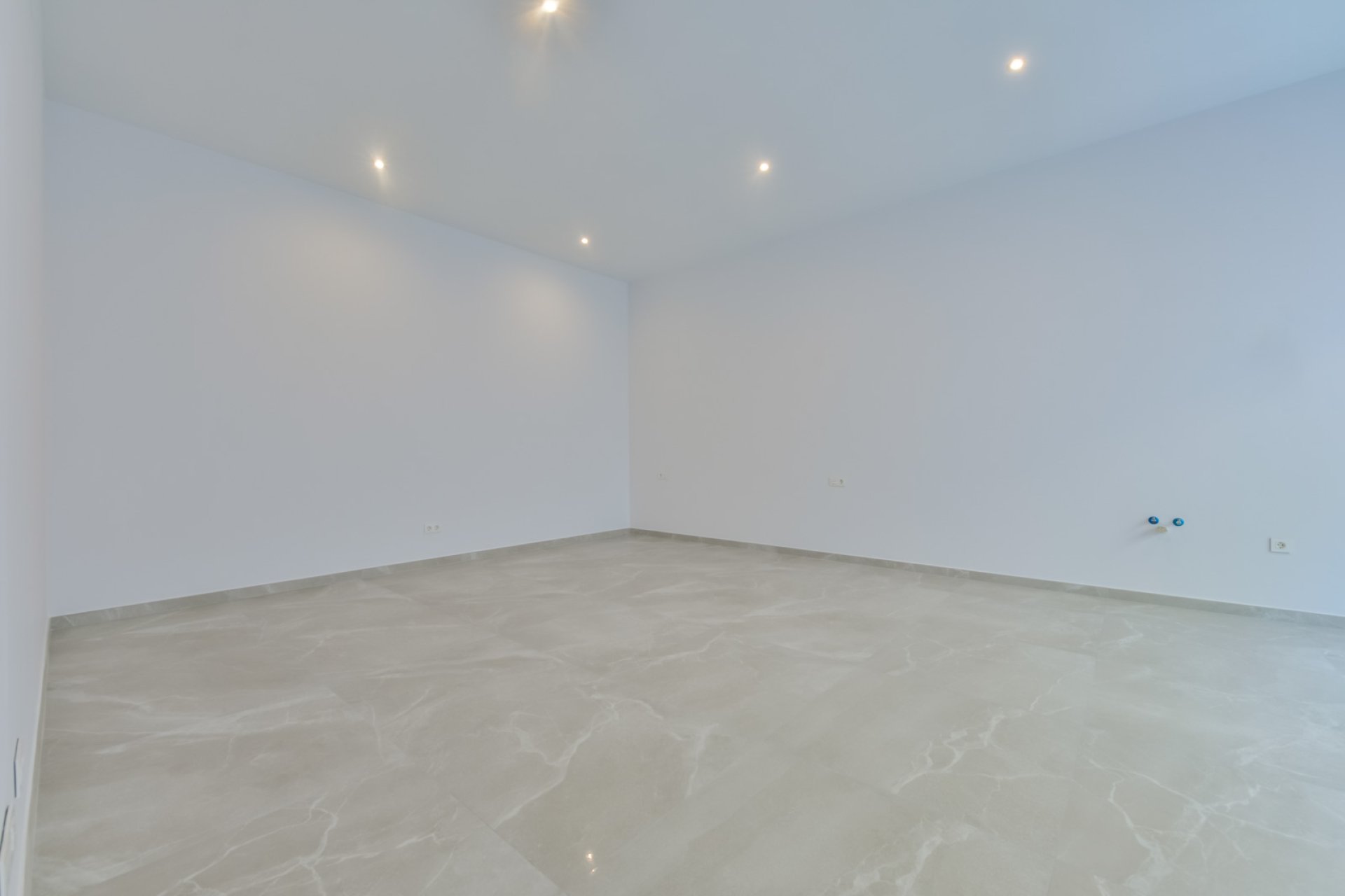 Obra nueva - Villa -
Finestrat